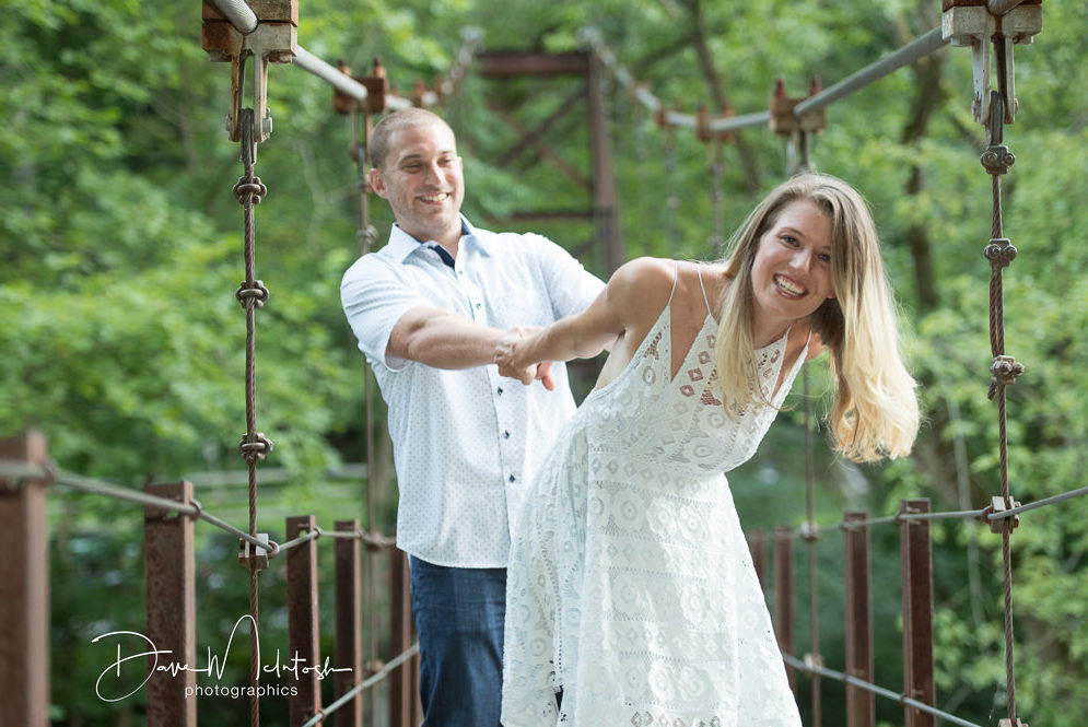 What to Wear to Your Engagement Session